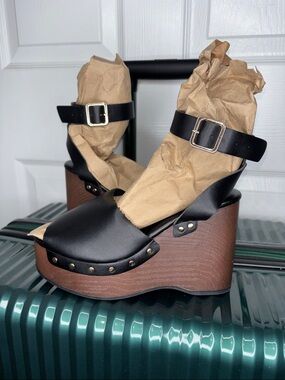 Seychelles Black Leatherette Ankle-Strap Wood-Effect Wedges